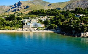 Summit Hotel